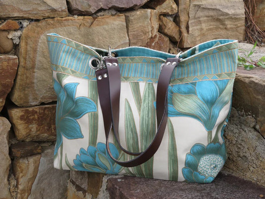 Turquoise Heron, Medium, Reversible Cotton Canvas Bag